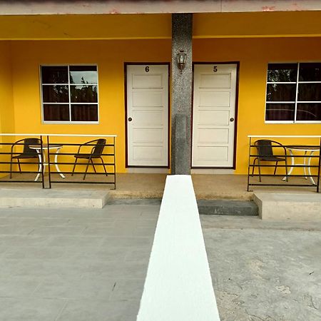 Ziella De Villa Pantai Cenang  Buitenkant foto